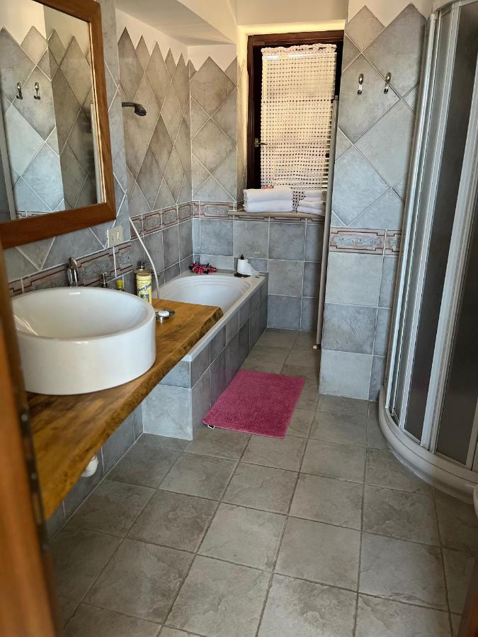 Sinilu B&B Silvi Paese Εξωτερικό φωτογραφία